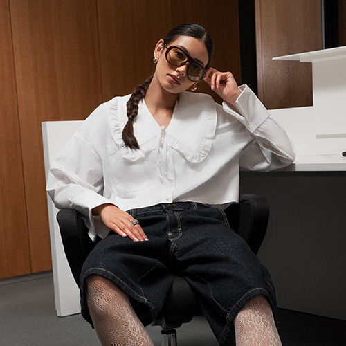 All eyes on collar, adica trendul pentru gulere si mansete enorme