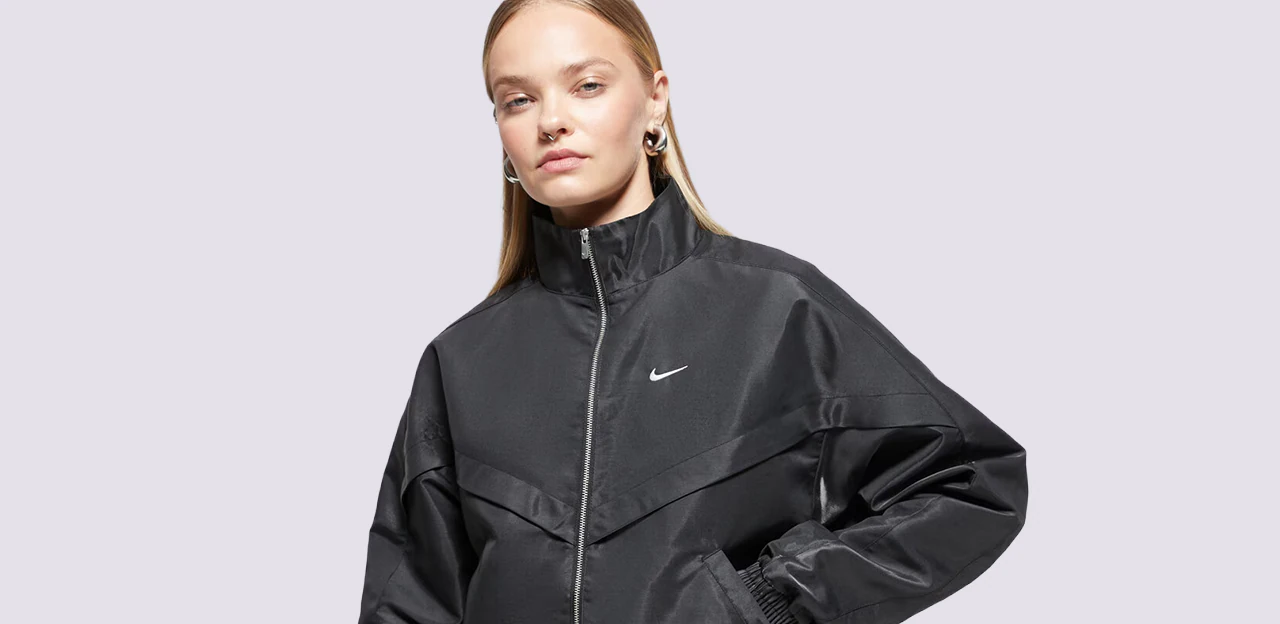 Jacheta softshell – ce este si cum o poti integra in tinutele de zi cu zi?